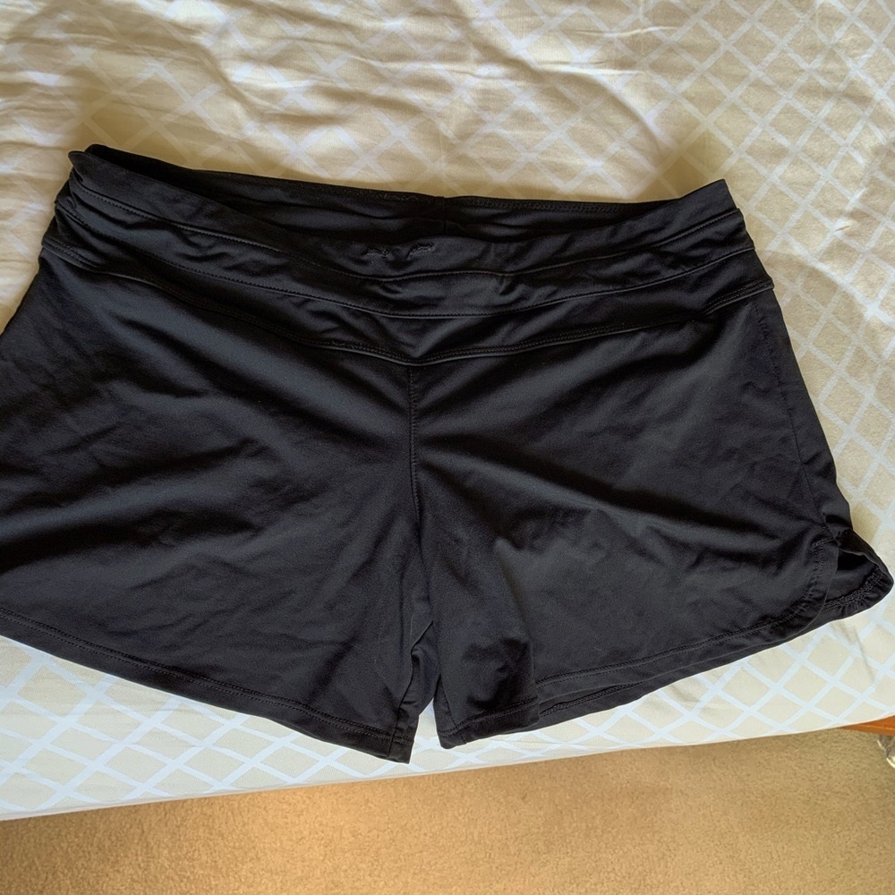 Athleta short